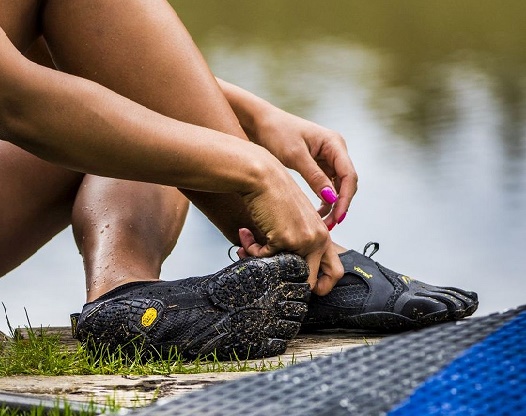 deportes acuaticos con Fivefingers